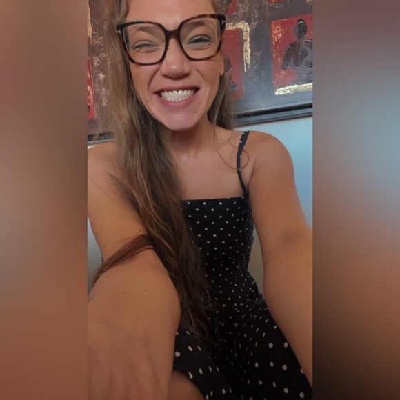 Meet your Posher, Ali - Picture 6 of 8